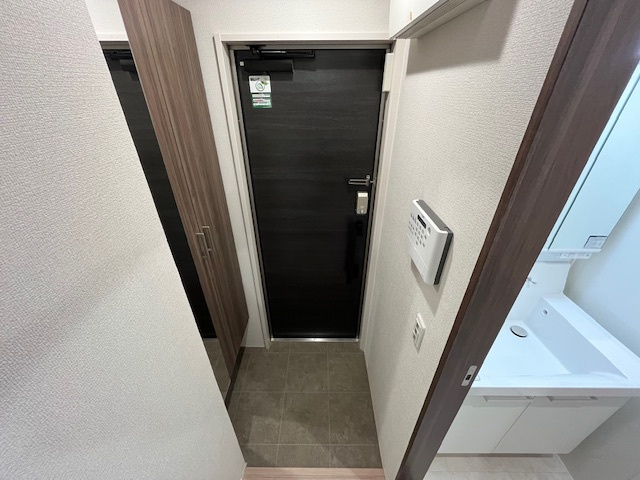 プライム金剛の玄関