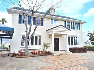 【外観】 | 夙川　殿山町　貸戸建 | 外壁塗装工事完了済。大変きれいな外観です。