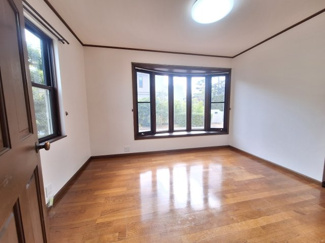 【洋室】 | 夙川　殿山町　貸戸建 | 南向きの家族室