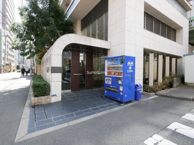 ユーレジデンス淀屋橋(旧:ジュネーゼグラン淀屋橋)のエントランス