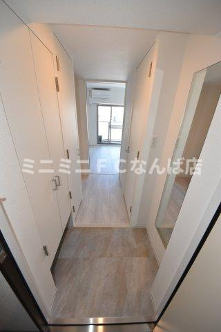 セレニテフラン難波の玄関