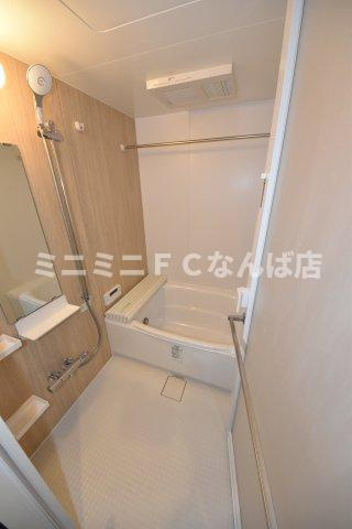 セレニテフラン難波の浴室