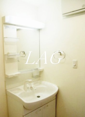 【洗面所】 | オーキッドコート鷹番 | 洗面台です。