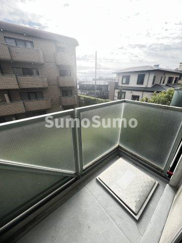ホープ芦屋のバルコニー