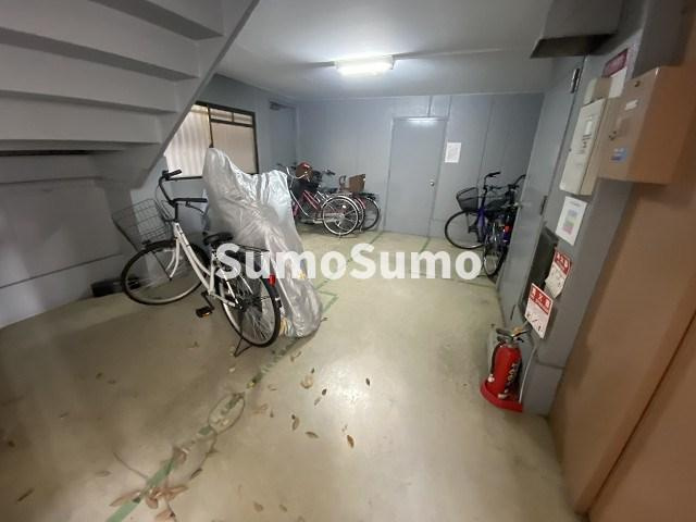 ベル武庫之荘の駐車場