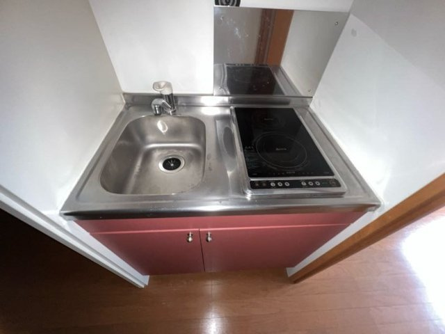 レオパレスＮｏｒｔｈ六甲のキッチン