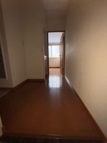 レオパレスＮｏｒｔｈ六甲の玄関