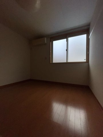 レオパレスＮｏｒｔｈ六甲の寝室