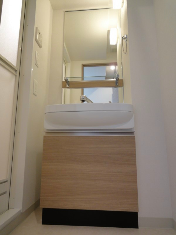 ララプレイス三宮ルミナージュの洗面所