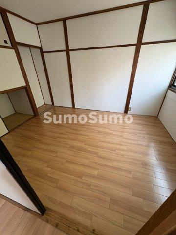 メゾン西山町の居間・リビング|ゆったり過ごせる居間です
