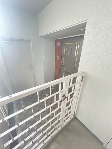 ライオンズマンション灘南の外観