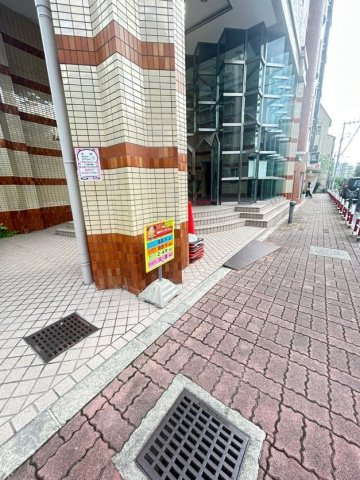 ライオンズマンション灘南の外観