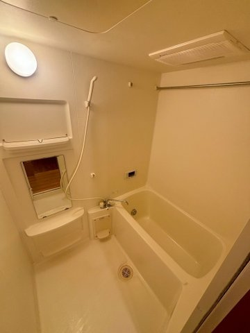 ユートピアの浴室