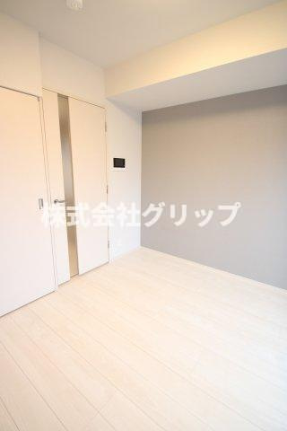 RELUXIA横濱吉野町Ⅲの洋室