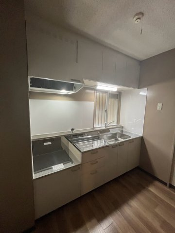 リアライズ新甲陽Ⅱのキッチン
