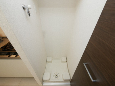 【設備】 | ララプレイスOSAKA WEST PRIME | 洗濯機置き場です