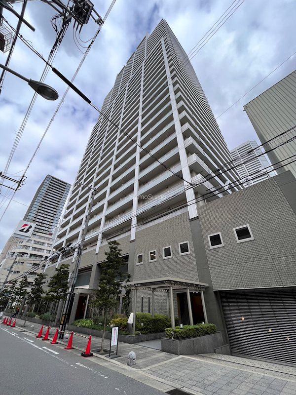 ライオンズマンション大阪スカイタワーの外観