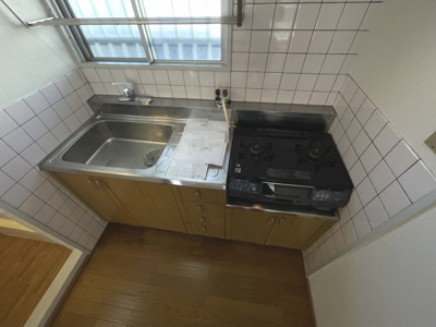【キッチン】 | ハイツ小松 | きれいなキッチンです
