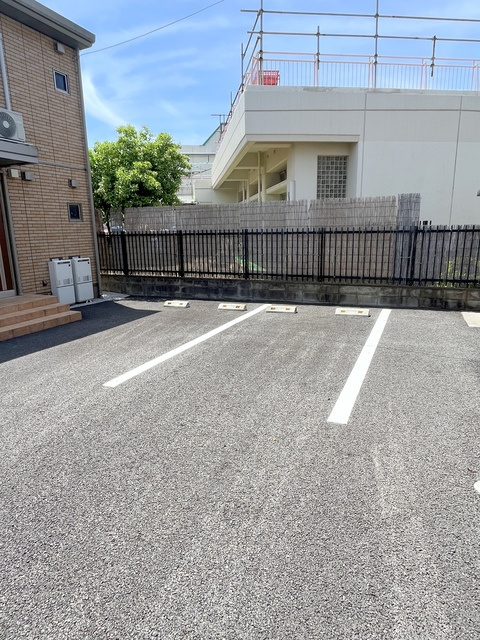 リバーサイドハイムＦの駐車場|★敷地内駐車場完備★