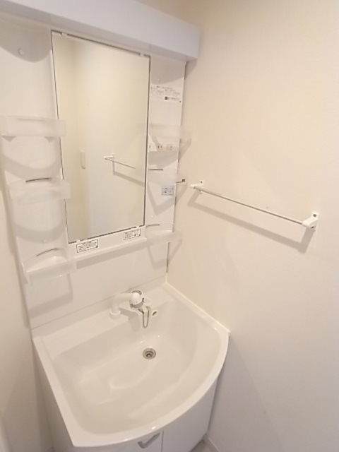 リブリ・スカイブルーライズの洗面所