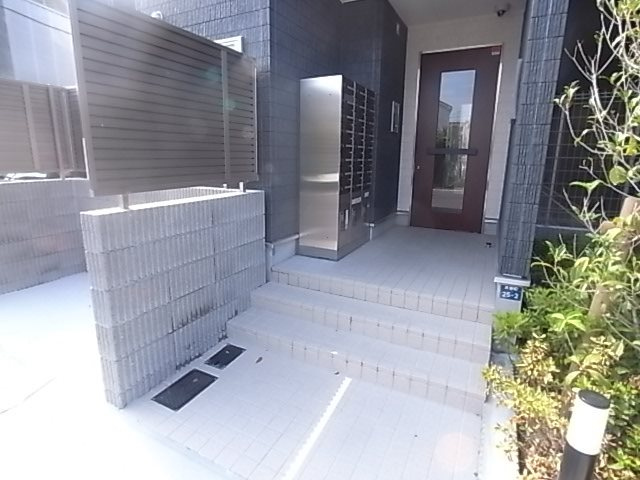 リブリ・スカイブルーライズの外観