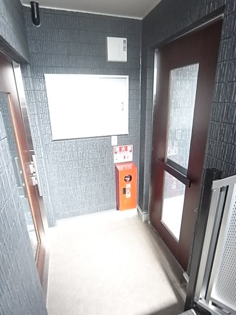 リブリ・スカイブルーライズの外観