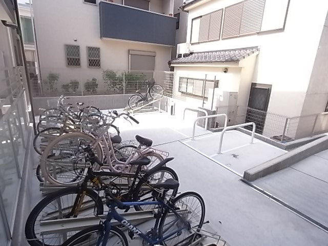 リブリ・スカイブルーライズの外観