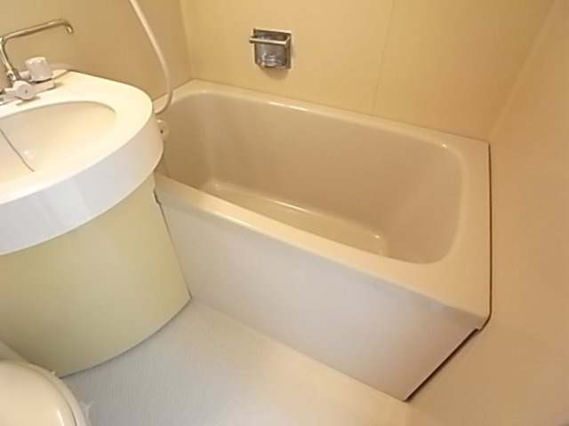 ライオンズマンション三宮東第２の浴室