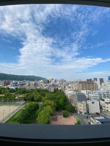 ポルトボヌール神戸湊川公園の展望