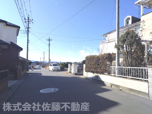 鴻巣市箕田の売地の前面道路含む現地写真
