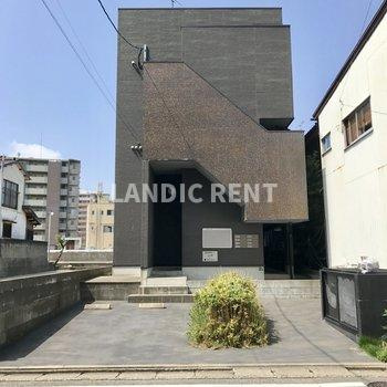 【エントランス】 | chiave箱崎キアーヴェ