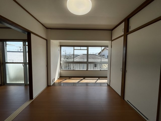 あぞのハイツの洋室