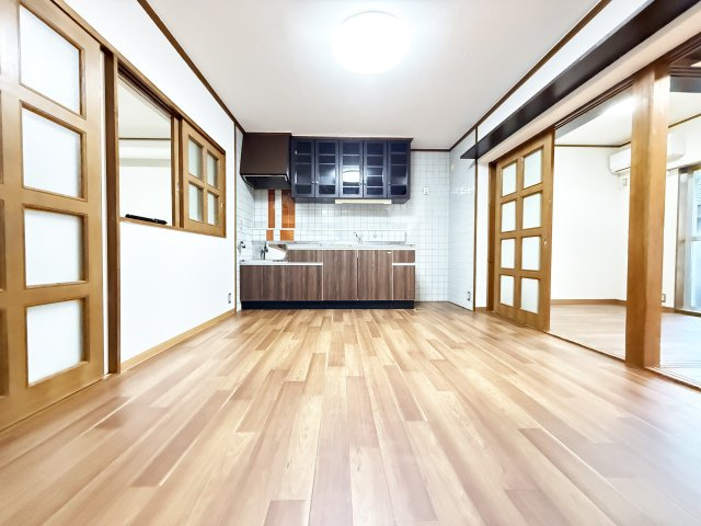 あぞのハイツの居間・リビング