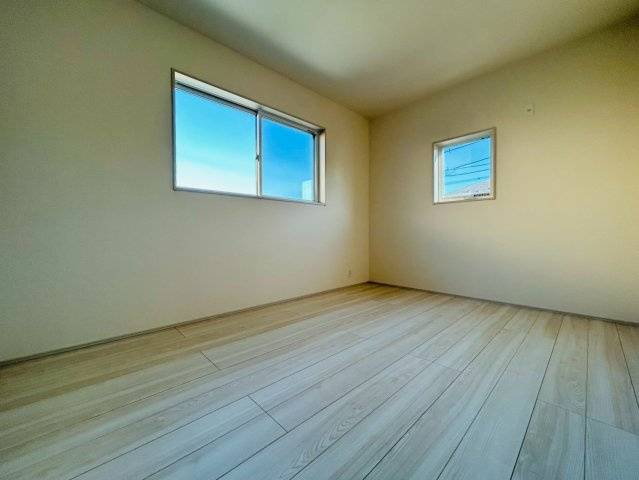 川越市山田　新築戸建の洋室|2/3　撮影