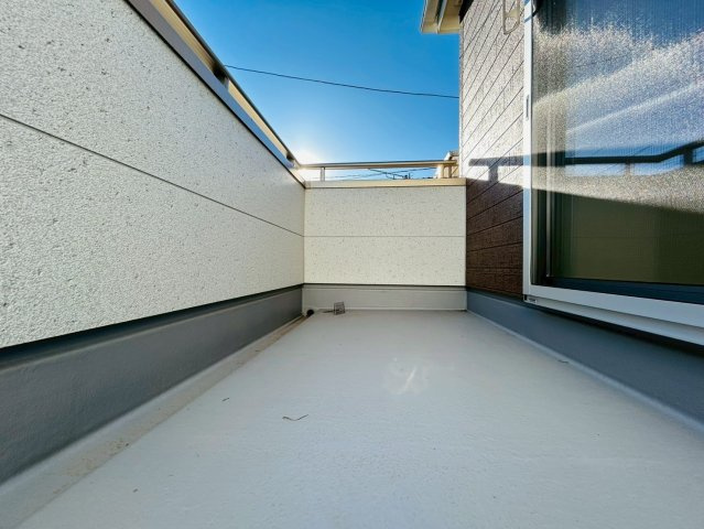 川越市山田　中古戸建てのバルコニー|2/3　撮影