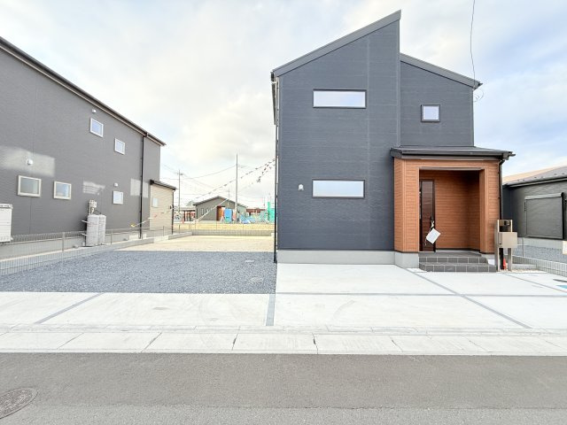 笠間市旭町第12　新築戸建て　2号棟の駐車場
