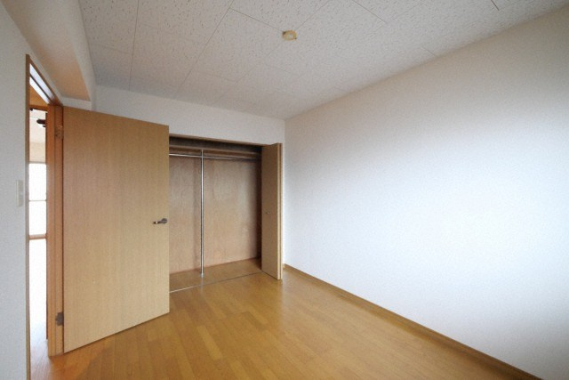 ベルビュ21の居間・リビング|別号数タイプ