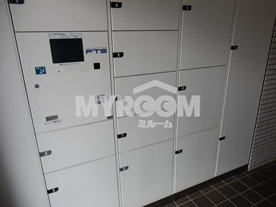 ウインズ落合のその他共用部分|２４時間荷物が受け取れる宅配BOX☆