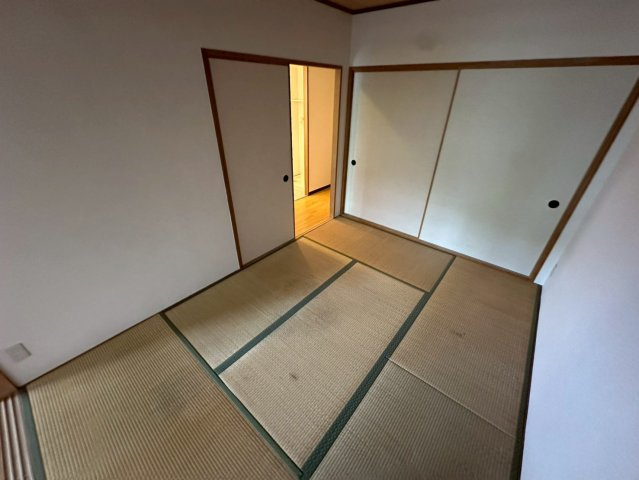 フォリア岡本の和室