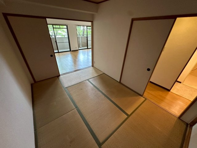 フォリア岡本の和室