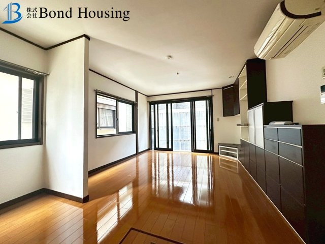 JR西明石駅徒歩１２分の好立地・東藤江　中古戸建の居間・リビング