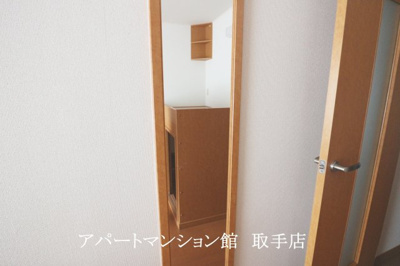  | レオパレスレイクサイド