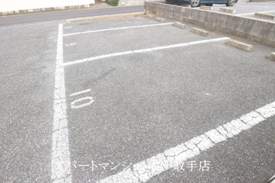 【駐車場】 | レオパレスレイクサイド