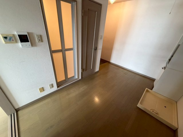 レジデンス灘の内装