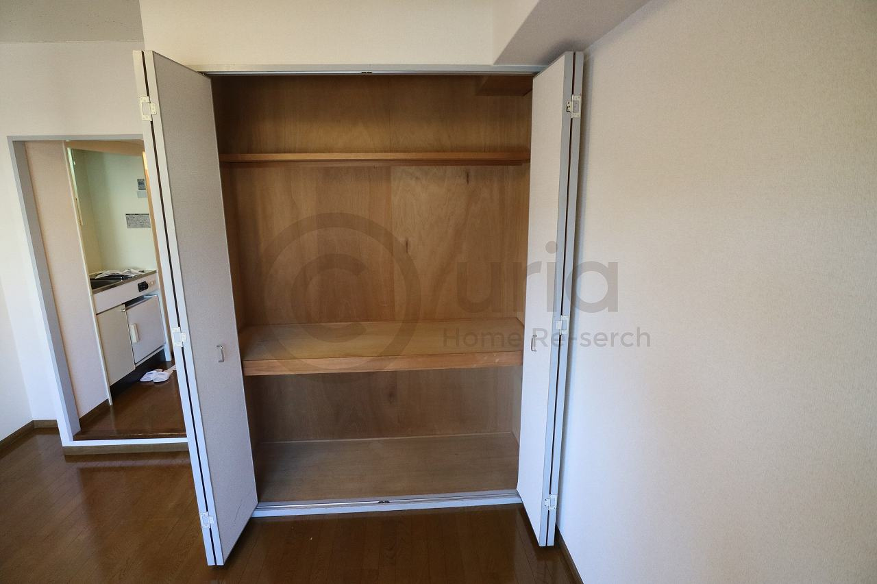 サムティ灘駅前の収納