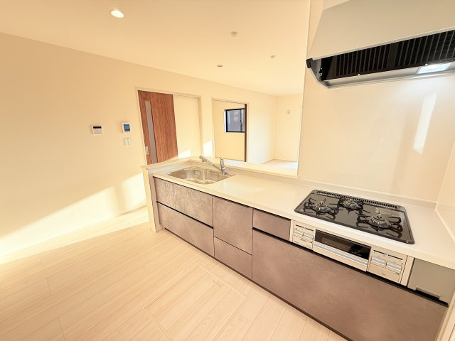 笠間市旭町第12　新築戸建　4号棟のキッチン