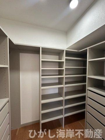 茅ヶ崎市浜竹3丁目　新築戸建　全４棟の収納|ウォークインクローゼット