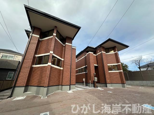 茅ヶ崎市浜竹3丁目　新築戸建　全４棟の前面道路含む現地写真|現地外観