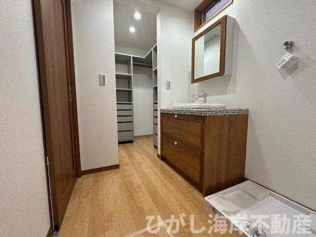 茅ヶ崎市浜竹3丁目　新築戸建　全４棟の脱衣所|脱衣スペース