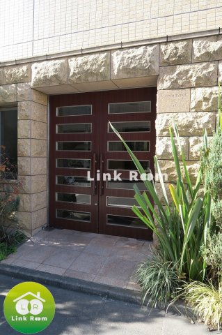 ナポレオーネKAITOのエントランス